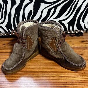 Snowland Brown‎ Fur Lined Lace Up Winter Boots Women's Size 7
